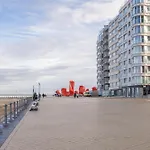 Daire Lecomte - Gavina The Shoreline Oostende